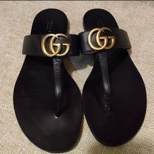 AUTHENTIC  GUCCI THONG SANDALS